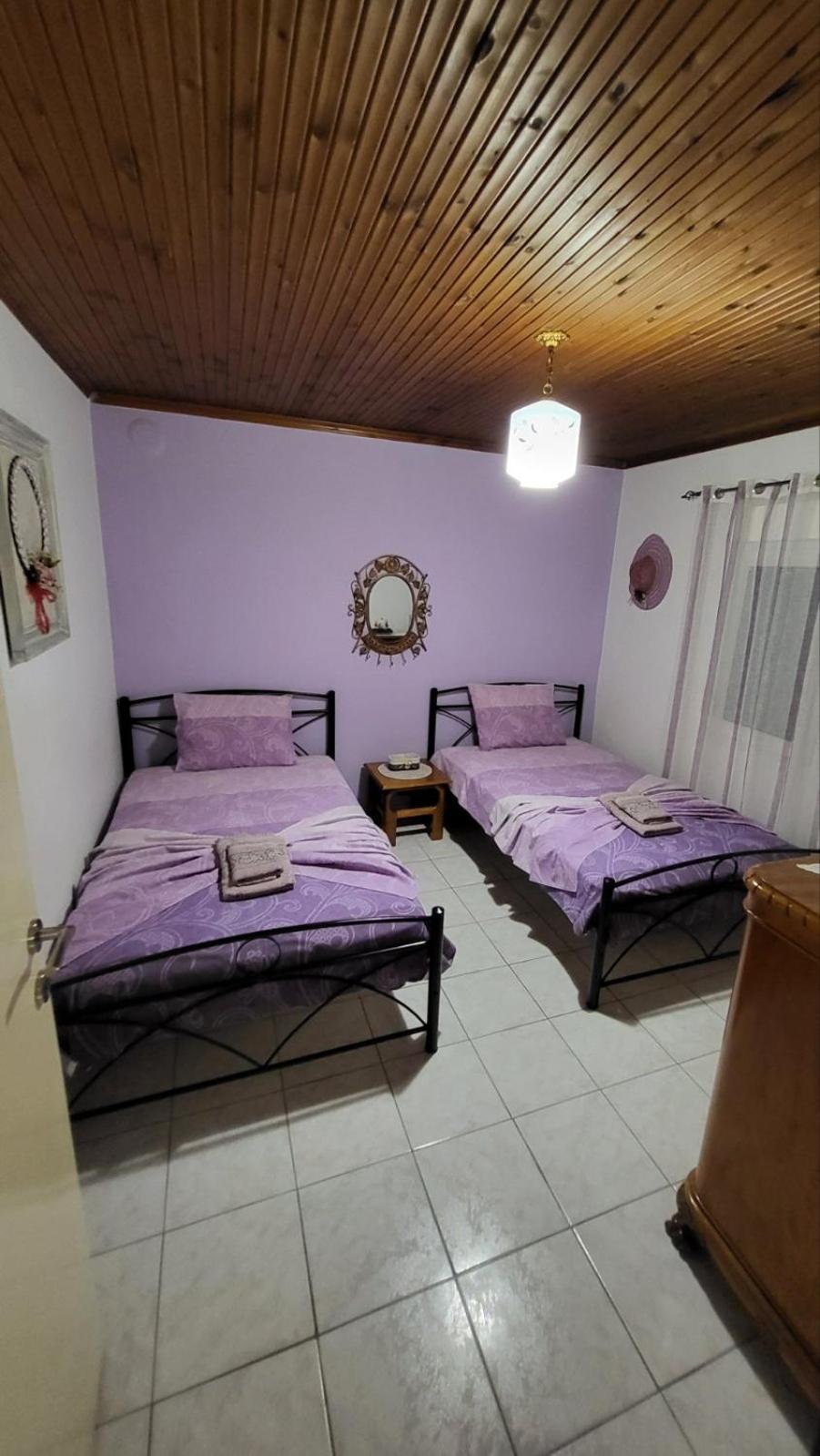 Housebutterfly Apartamento Torone Quarto foto