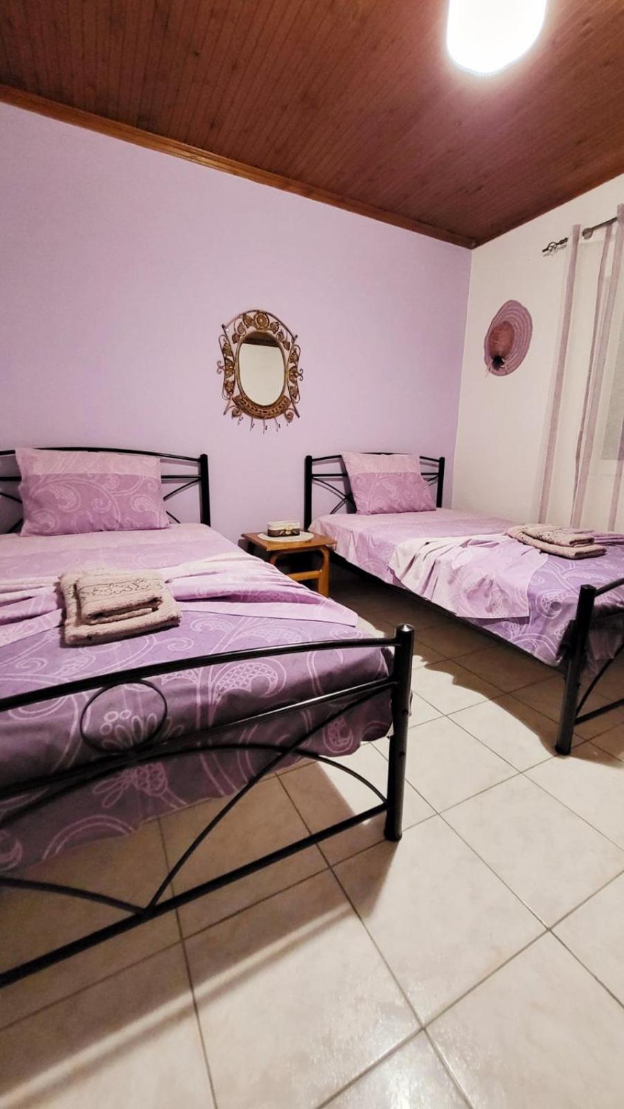 Housebutterfly Apartamento Torone Quarto foto